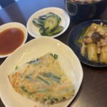 チヂミで韓国気分？ズッキーニと鶏肉のニンニク炒めも！